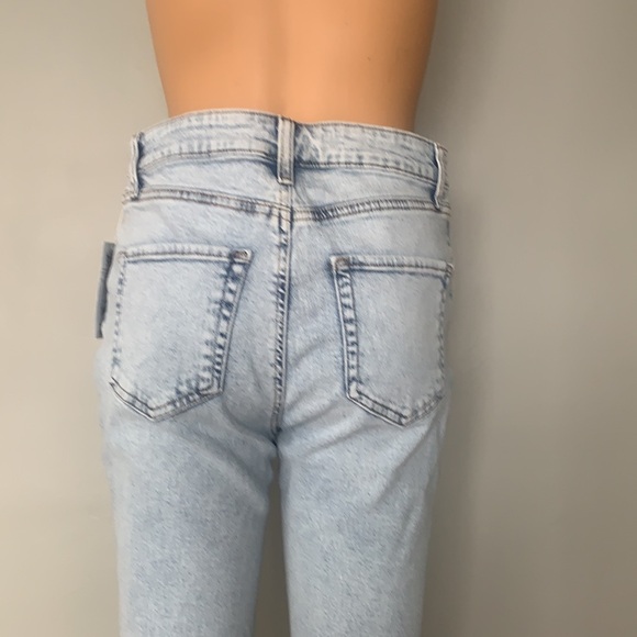 Nwt jeans - Picture 10 of 11